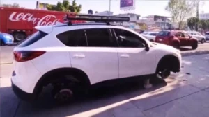 Robo de llantas Puebla 01