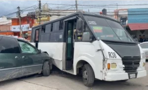 Seis heridos tras brutal choque de transporte público en Xochimehuacán 1 Seis heridos en Xochimehuacan