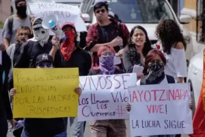 Rescatan a nueve jóvenes extraviados en barrancas de Chapultepec 2 Ayotzinapa: 12 años de exigencia de justicia y llamados internacionales