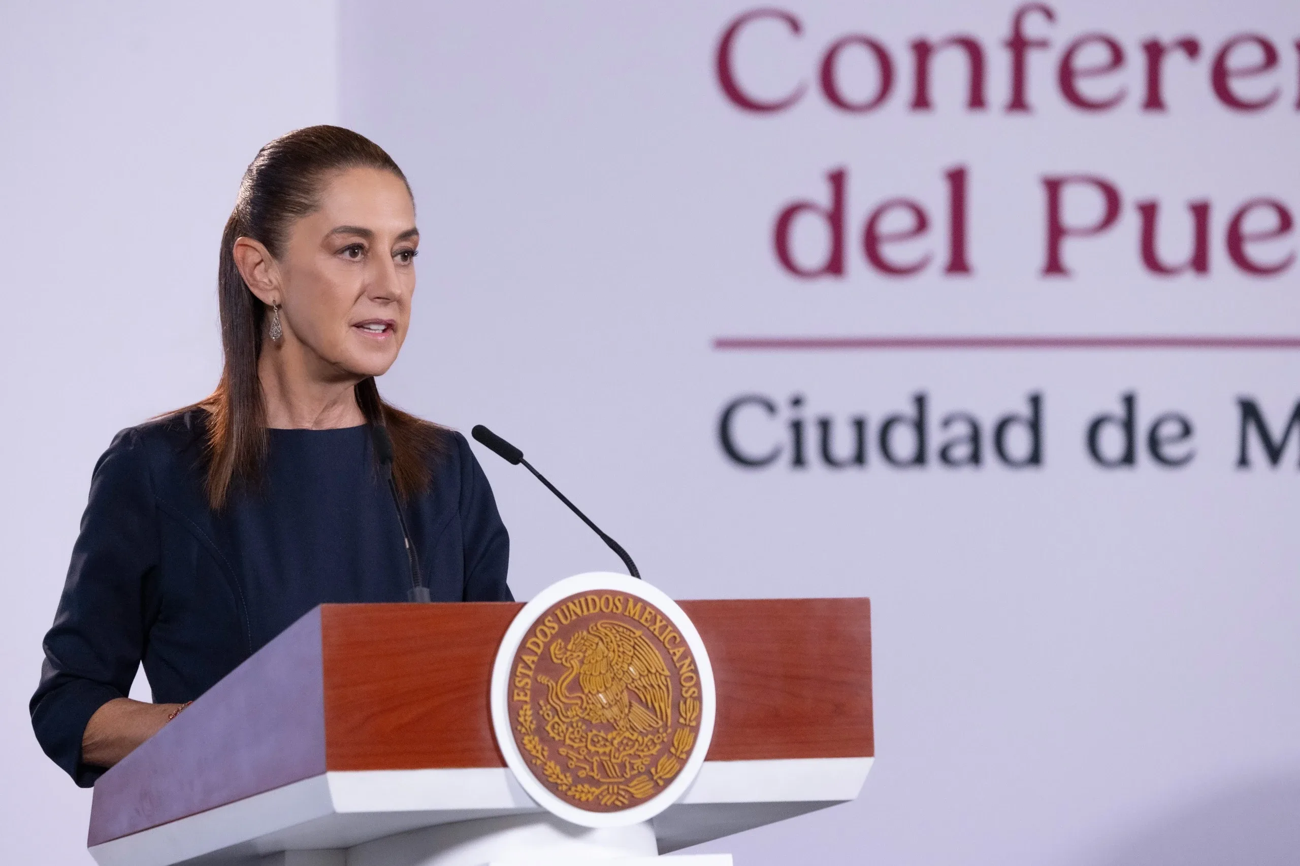Sheinbaum prepara decreto para regular contenidos violentos en redes