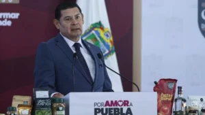 Vecinos de La Resurrección denuncian intento de despojo de tierras 2 Armenta marca distancia ante el opaco proyecto inmobiliario de Slim y Pepe Chedraui