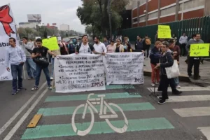 Trabajadores del IMSS en Tlaxcala exigen insumos y mejores condiciones 2 Paro en el IMSS continuará hasta la consulta sindical del 14 de octubre