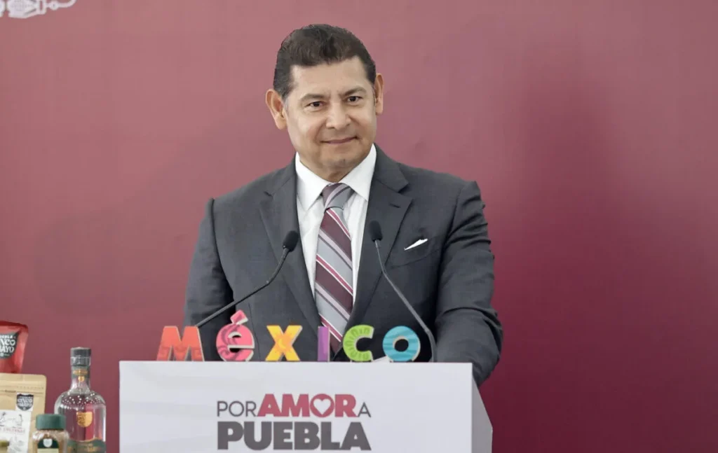 Armenta ratifica incentivos para fortalecer la industria automotriz en Puebla