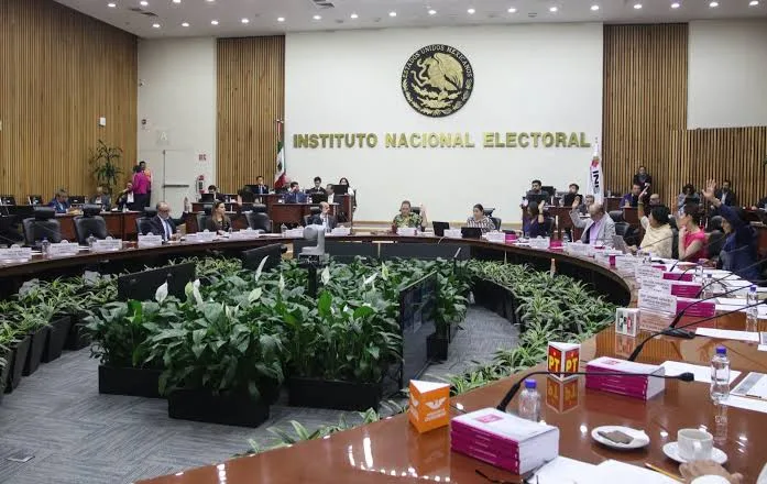 INE enfrenta su mayor nivel de polarización ciudadana en el siglo