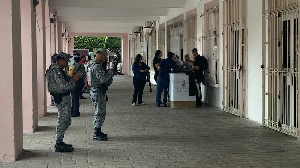 Terror en Mazatlán: Hallan restos humanos frente al Ayuntamiento