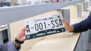 Gobierno de Puebla extiende programa de regularización vehicular