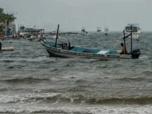 Huracán Polo deja dos menores muertos y tres desaparecidos en Jalisco