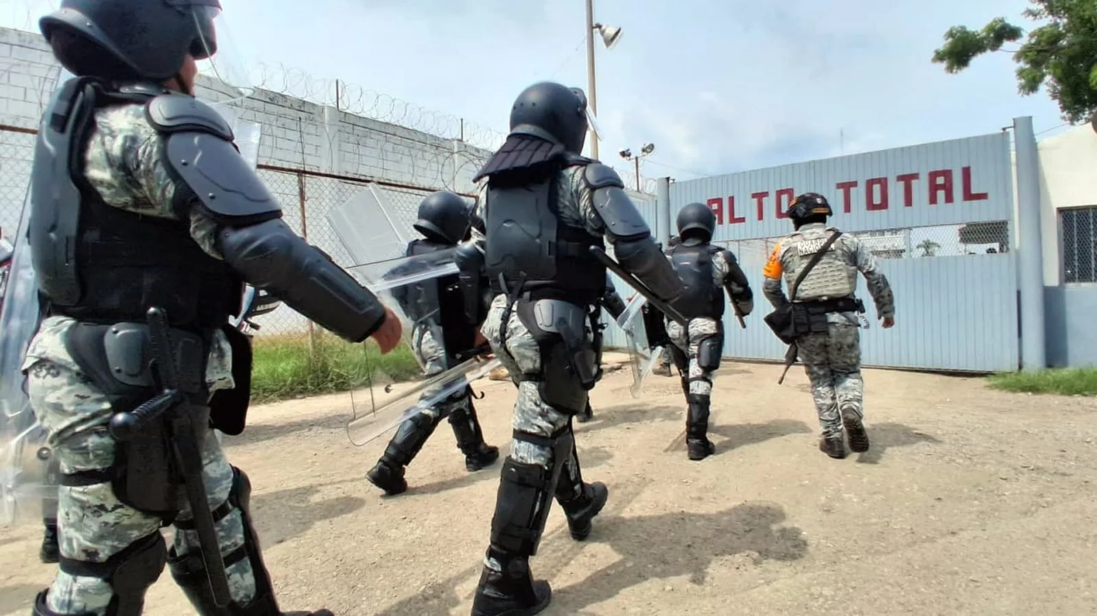 Crisis en penal de Sinaloa: 12 muertos y dudas sobre seguridad