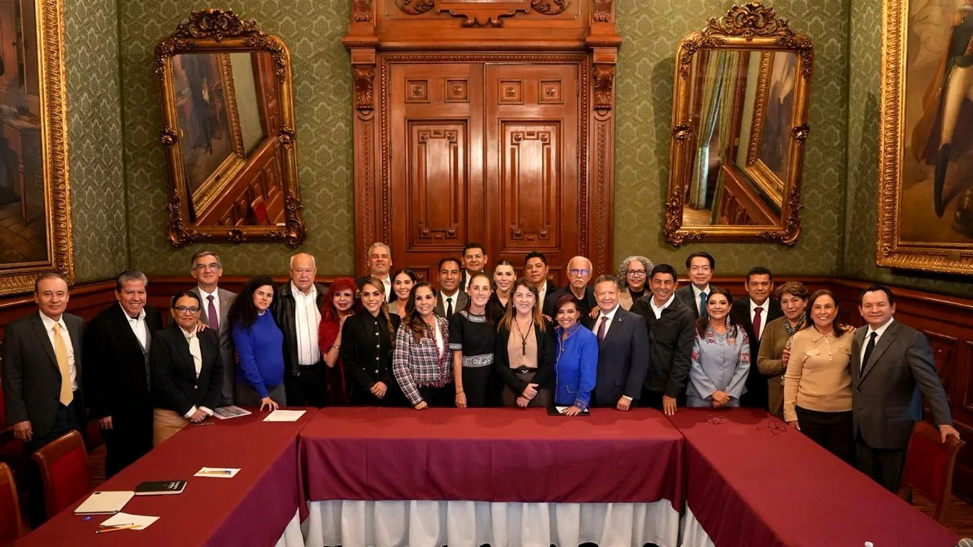 Sheinbaum y Armenta coordinan impulso a vivienda y salud en Puebla