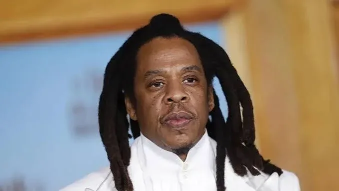 Jay-Z encabezará el espectáculo de medio tiempo del Super Bowl 2027