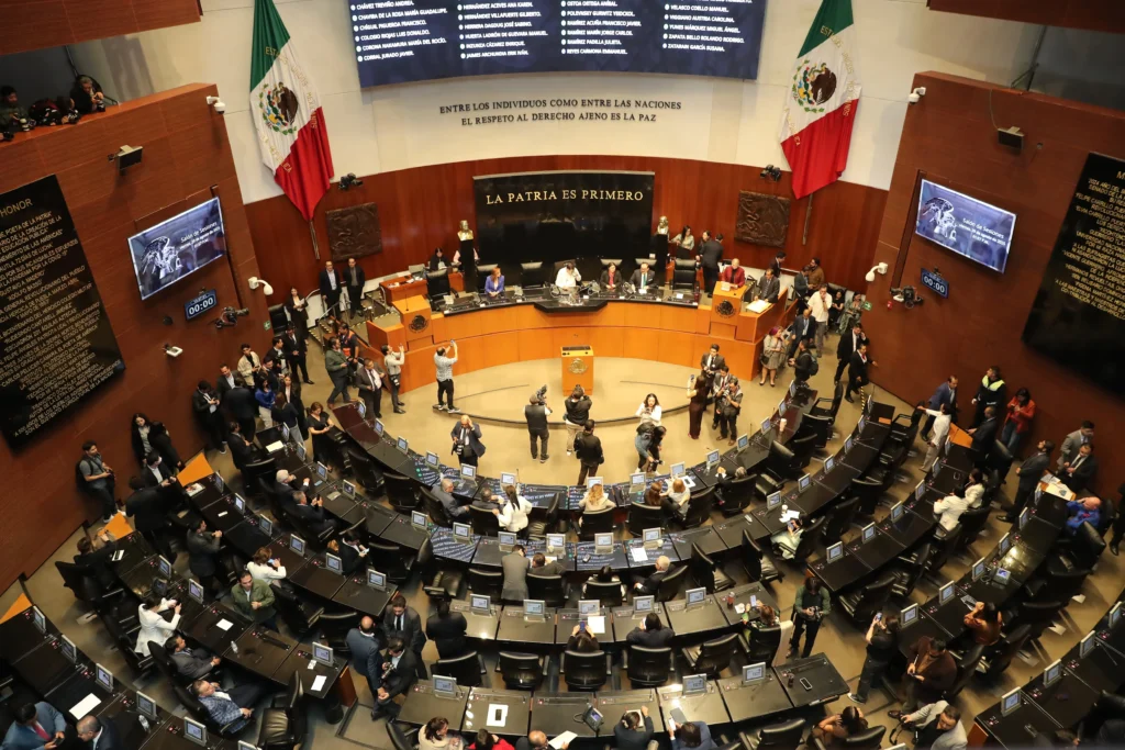 Senado avala Ley de Derechos: el mito de ‘no más impuestos’ se desmorona