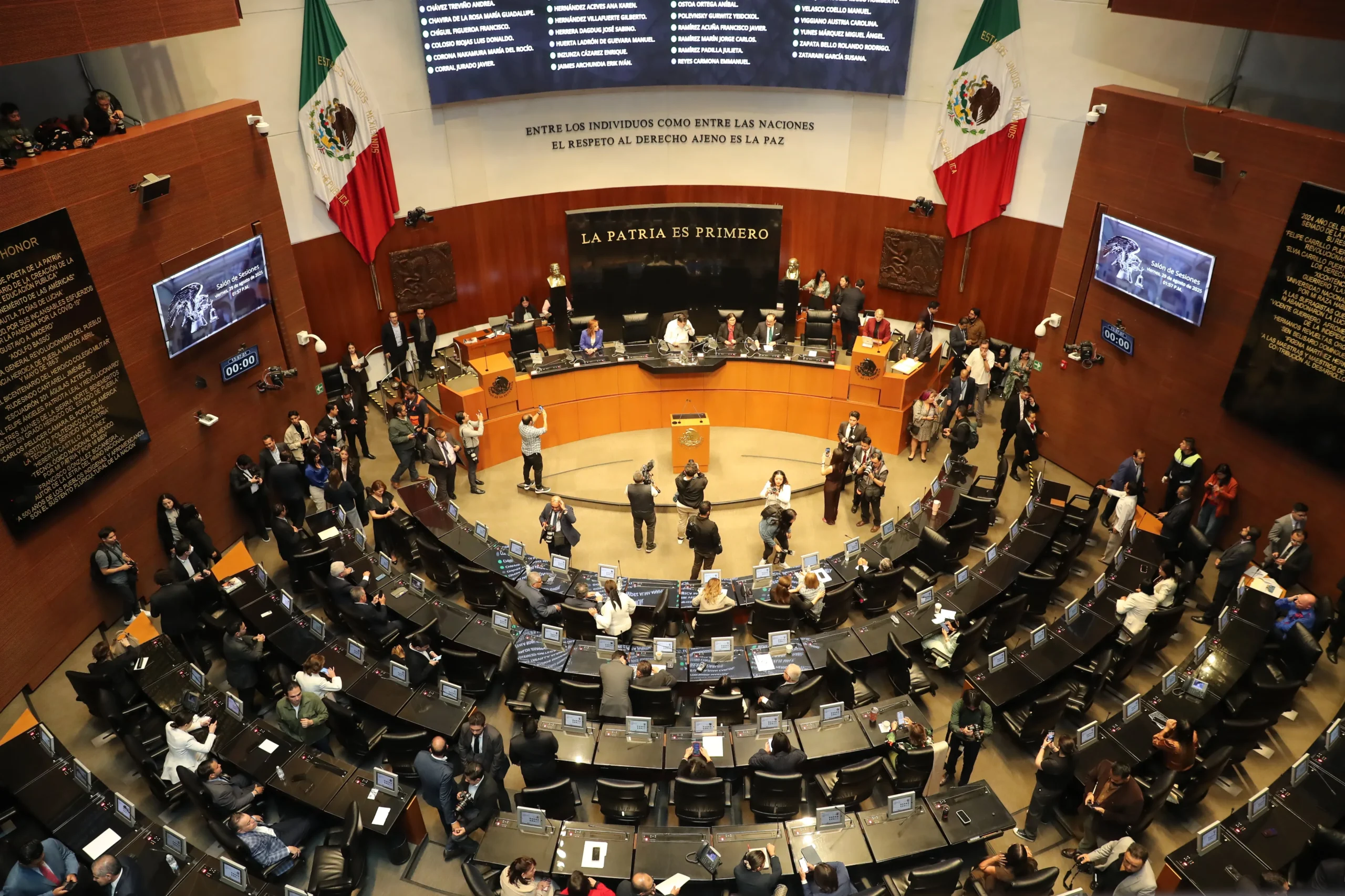 Senado avala Ley de Derechos: el mito de ‘no más impuestos’ se desmorona