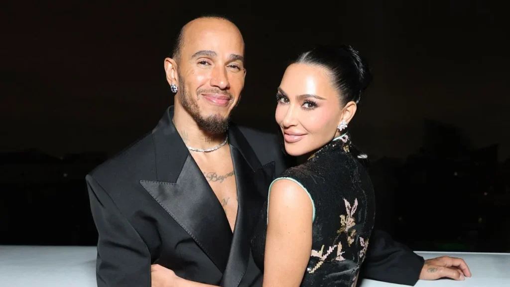 Lewis Hamilton fortalece vínculo familiar con los hijos de Kim Kardashian