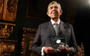 Gobierno de México rinde homenaje luctuoso a Cuauhtémoc Cárdenas